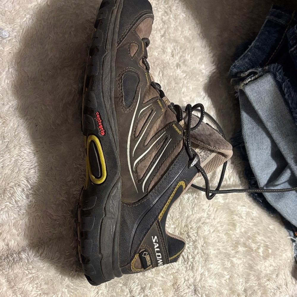 Salomon Men's Black and Brown Athletic Shoes